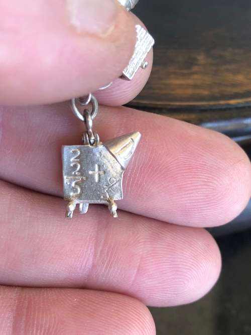 STUNNING STERLING SILVER CHARM BRACELET - WITH 15 OLD RARE CHARMS - CLEARLY MARKED - 33.52g