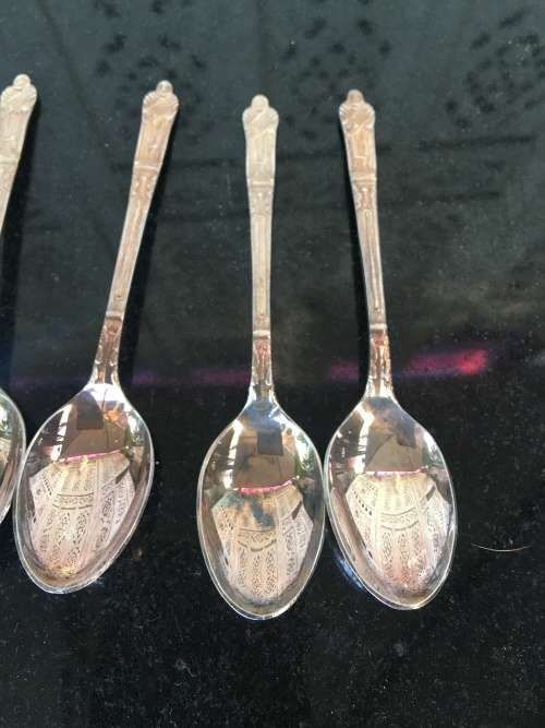 AWESOME SILVER PLATED "APOSTLE SET OF 6 TEA SPOONS EPNS MARKED