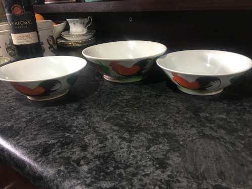 Vintage "Ji Gong Wan" Rooster Bowls - Set of 3 Collectible Hand made and Deco Chinese Tableware