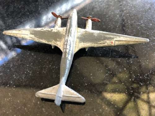 AN EXCEPTIONALLY RARE ANTIQUE (c1940) DINKY TOYS LIGHT RACER MECCANO DIECAST AEROPLANE
