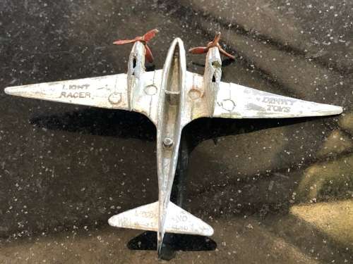 AN EXCEPTIONALLY RARE ANTIQUE (c1940) DINKY TOYS LIGHT RACER MECCANO DIECAST AEROPLANE