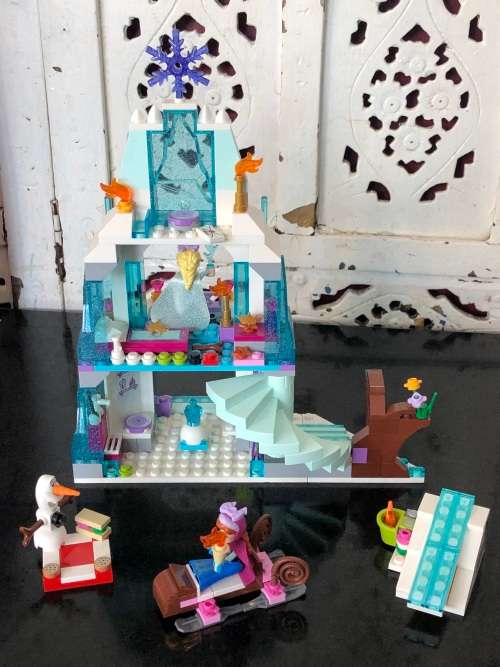 LEGO - DISNEY PRINCESS - FROZEN BOX SET - IN ORIGINAL BOX AND ALMOST COMPLETE