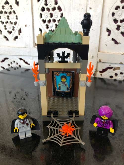 LEGO - 2 X HARRY POTTER SETS - UNBOXED BUT WITH ORIGINAL MANUALS - ALMOST COMPLETE
