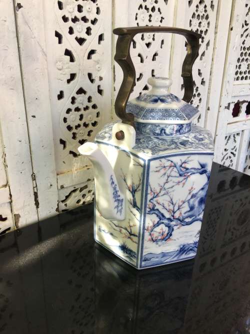 Extra Large Oriental Blue & White Hand Painted Brass Handle Tea Pot