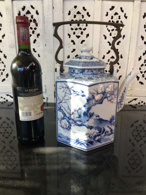 Extra Large Oriental Blue & White Hand Painted Brass Handle Tea Pot