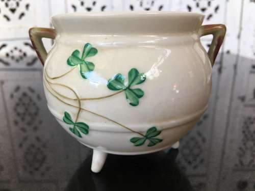 Vintage c 1926-1946 Belleek China Irish Symbols Ivory & Green Tripod Footed Sugar Bowl