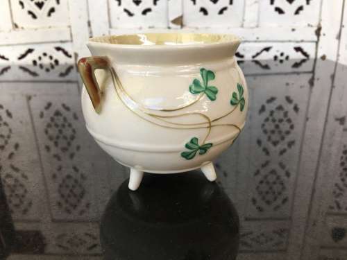 Vintage c 1926-1946 Belleek China Irish Symbols Ivory & Green Tripod Footed Sugar Bowl