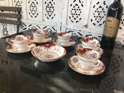 11 Piece c1939 Canterbury By Royal Albert Bone China England REG No 832 881