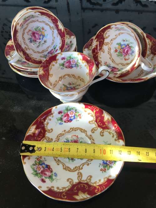 11 Piece c1939 Canterbury By Royal Albert Bone China England REG No 832 881