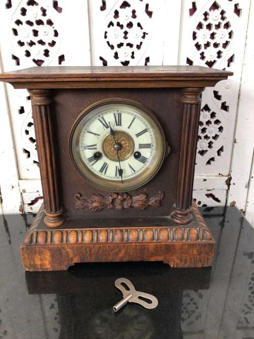 HAC ( HAMBURG AMERIKANISCHE UHRENFABRIK ) FULLY WORKING CHIMING ANTIQUE MANTLE CLOCK