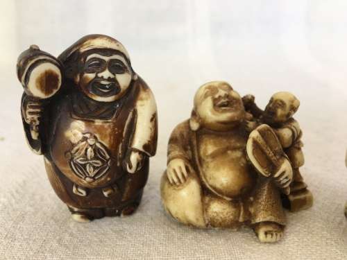 A Collection of Vintage Oriental Carved Ivorine Small Netsukes Male Figurines