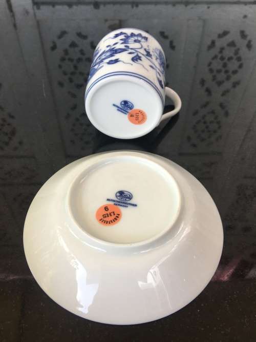 Vintage Hutschenreuther Germany Blue Onion PatternPorcelain Demitasse Duo