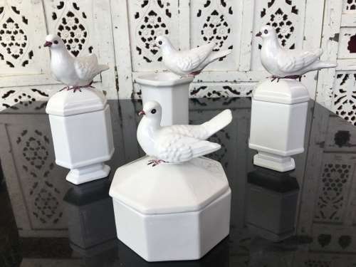 Collection Of Vintage Costa Italy Dove Lidded Vanity Jars. Hand Made & Glazed Italian Art.