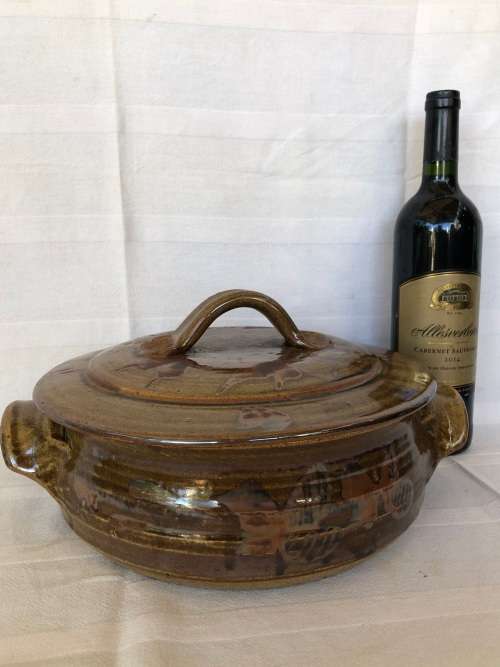 TIM MORRIS (SA 1941-1990) STUNNING LARGE HEAVY TWIN HANDLED LIDDED CASSEROLE DISH - CLEARLY MARKED