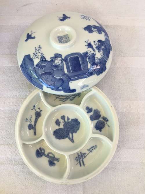 A Lovely Blue & White Signed Chinese Lidded Divider Porcelain Dish Hand Painted U/G