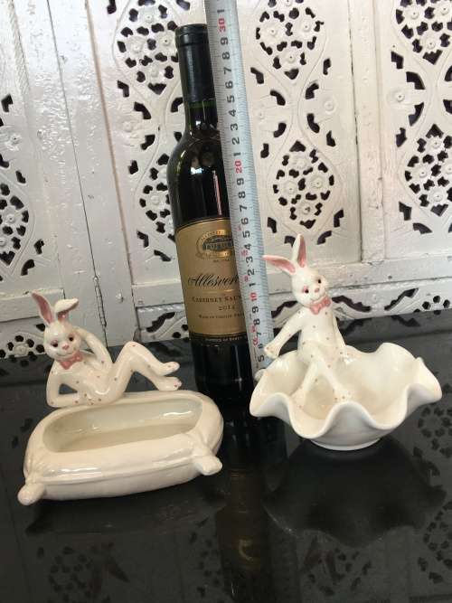 Vintage Made In Italy Rabbit Design Dishes -Hand Made ,Painted & Glazed Italian Art.