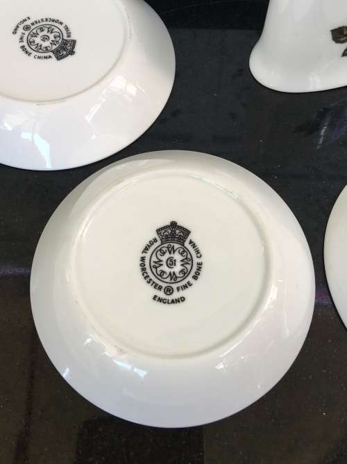 Vintage Royal Worcester Fine Bone China 5 Piece Porcelain Box Set