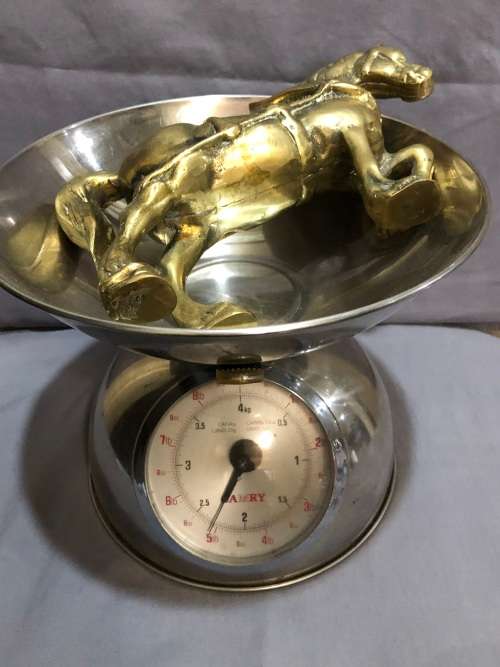 BEAUTIFUL HEAVY BRASS ORNAMENTAL HORSE - CLYDESDALE SIZE HOOVES - ABSOLUTELY STUNNING