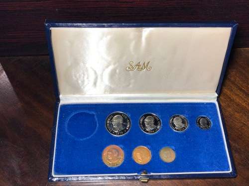 1979 SOUTH AFRICAN BOXED COINS - SHORT PROOF SET - R1 COIN MISSING