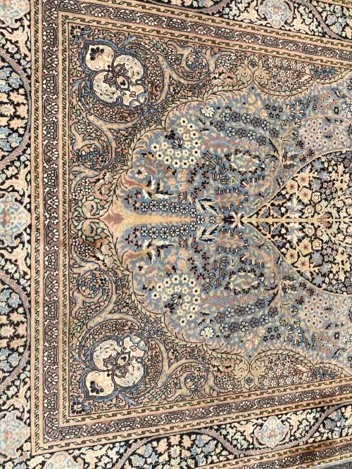INVESTMENT PIECE ~ AMAZING PART SILK AND LAMBS WOOL ISFAHAN TREE OF LIFE PERSIAN CARPET 220 X 140cm