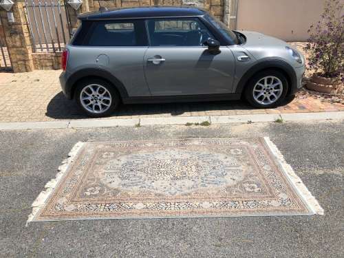 INVESTMENT PIECE ~ AMAZING PART SILK AND LAMBS WOOL ISFAHAN TREE OF LIFE PERSIAN CARPET 220 X 140cm