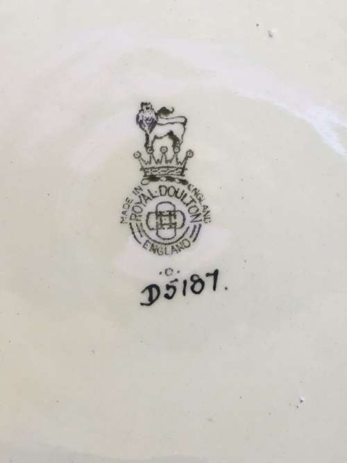 c1903-1939 Royal Doulton D5187.- Hunting Series Table-Ware Dish.