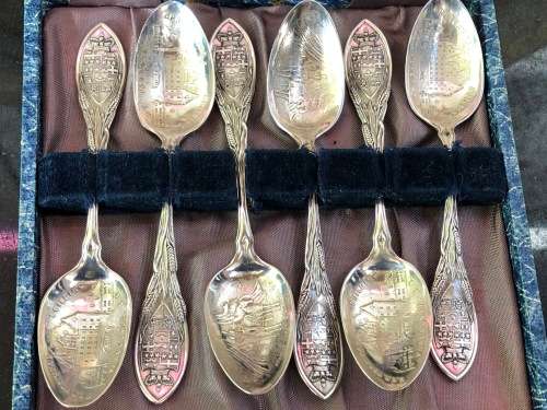 AMAZING BOXED SET OF 6 HIGHLY DETAILED CANADIAN HALLMARKED STERLING SILVER TEA SPOONS - 67.88g