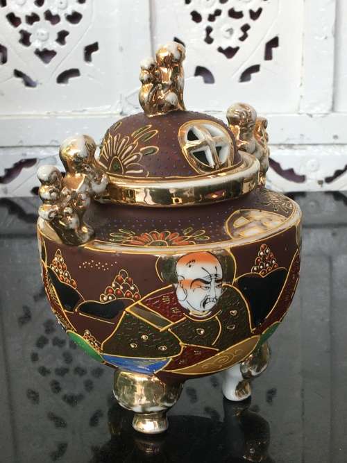 Lovely Old Japanese Satsuma Moriage Tripod Porcelain Lidded Incense Burner With Foo Lions