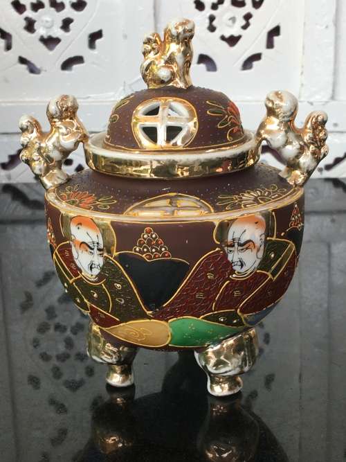 Lovely Old Japanese Satsuma Moriage Tripod Porcelain Lidded Incense Burner With Foo Lions