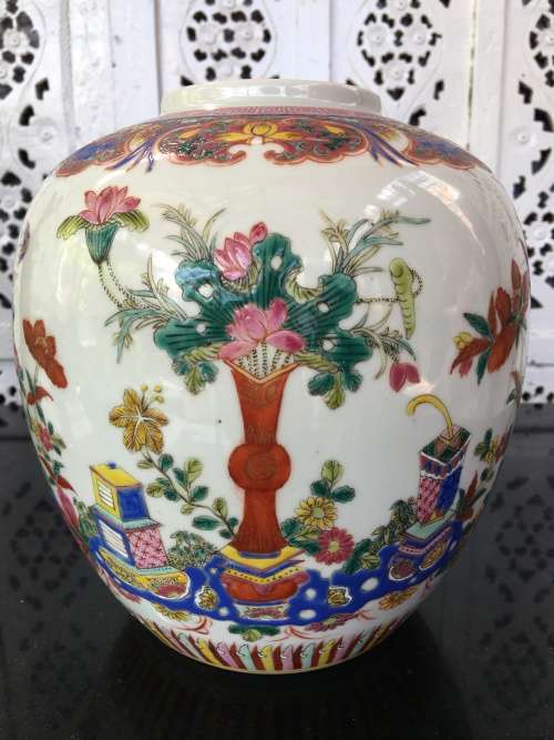 Large Chinese Antique Marked Yongsheng and Double Blue Ring, Enamel Hand Pinted Porcelain Ginger Jar