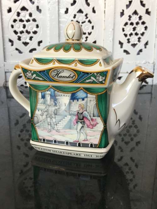 Unique Vintage Classic Sadler `Hamlet` Teapot By Staffordshire. Hamlet with his Fathers Ghost
