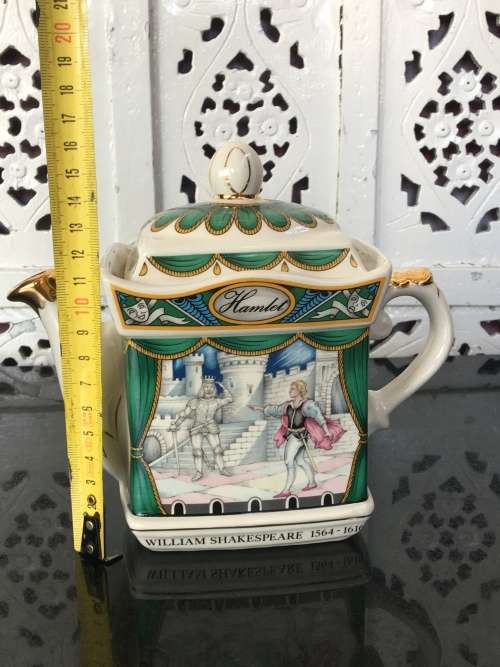 Unique Vintage Classic Sadler `Hamlet` Teapot By Staffordshire. Hamlet with his Fathers Ghost