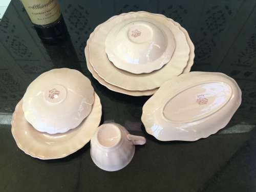 Delightful Pink 7 Piece Tableware Solo for 1 - Marked Rosa Reg Sol 391413 JandG Meakin England