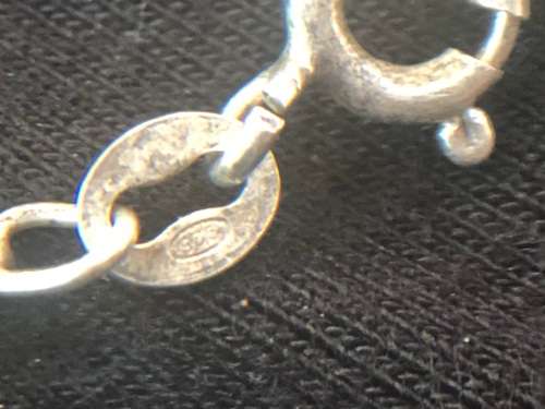 GORGEOUS SINGAPORE .925 SILVER CHAIN WITH A GERMAN STERLING SILVER PENDANT - 9.67g CLEARLY MARKED