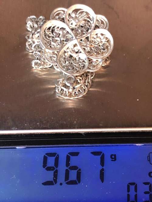 GORGEOUS SINGAPORE .925 SILVER CHAIN WITH A GERMAN STERLING SILVER PENDANT - 9.67g CLEARLY MARKED