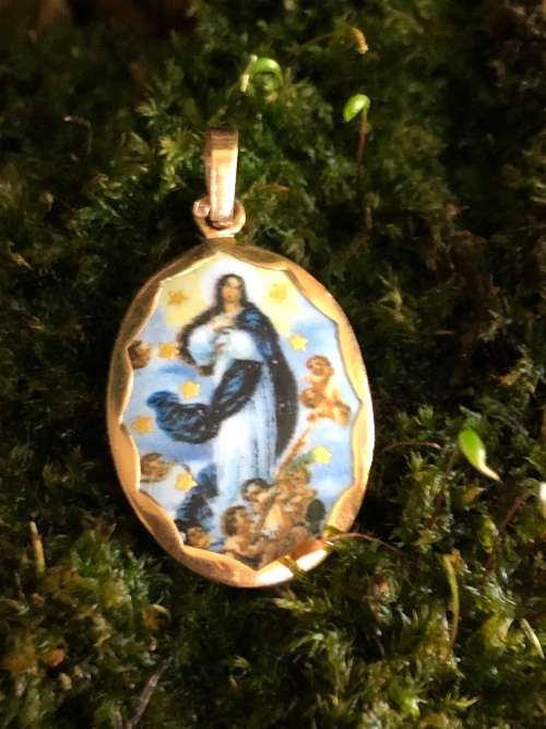 OH MY - SUPERB FIND - PORTUGUESE 19.2ct ROSE GOLD ENAMEL PENDANT OF MOTHER MARY - 2.68g OVERALL