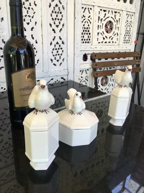 Collection Of Vintage Costa Italy Dove Lidded Vanity Jars. Hand Made and Glazed Italian Art.