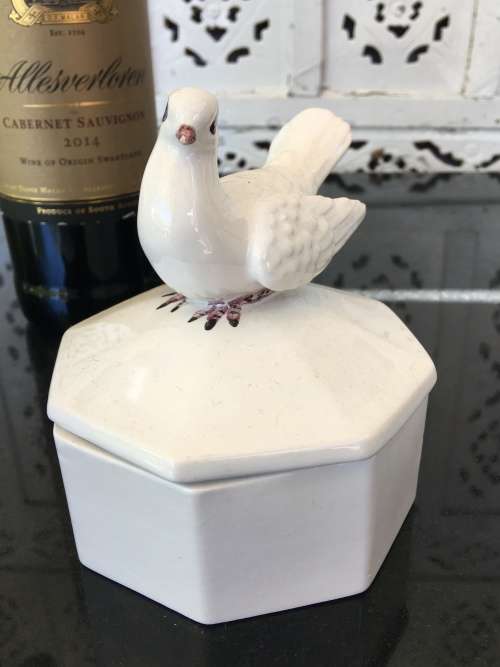 Collection Of Vintage Costa Italy Dove Lidded Vanity Jars. Hand Made and Glazed Italian Art.