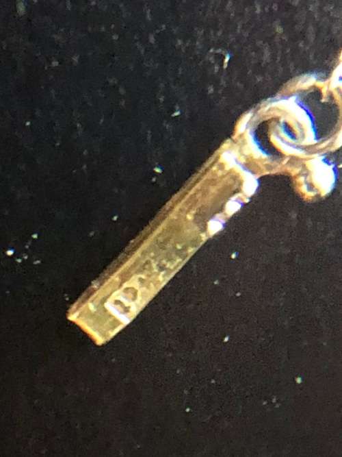14ct WHITE GOLD CHAIN WITH BARREL CLASP WITH A 935 GERMAN ART DECO CHRYSOPRASE AND DIAMOND PENDANT