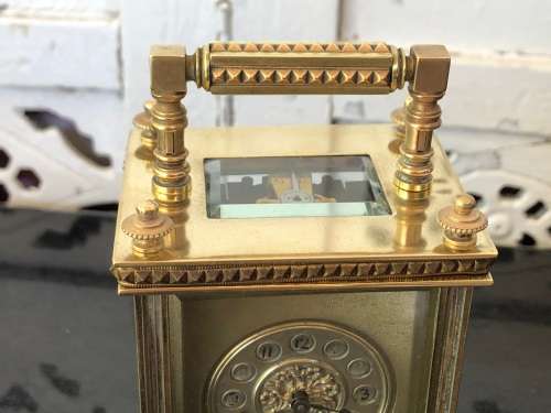 STUNNING VINTAGE BRASS FRENCH CARRIAGE CLOCK - FULL WORKING ORDER