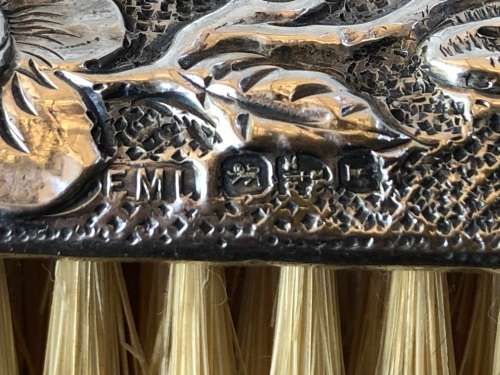 GORGEOUS VICTORIAN STERLING SILVER BACKED CLOTHES BRUSH - EDWARD MOSES LEVETUS 1892 CHESTER