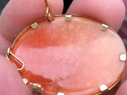 LARGE SIGNED ANTIQUE VICTORIAN 9ct YELLOW GOLD MOUNTED CARVED SHELL CAMEO PENDANT BROOCH
