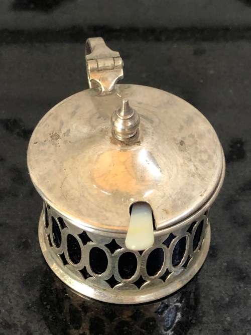 SET OF THREE SILVER PLATED MUSTARD POTS WITH SPOONS - ONE WITH A COBALT BLUE GLASS LINER