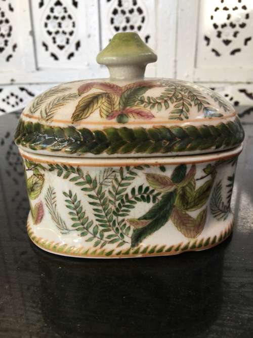 Heavy Kiln Stamped Chinese Signed Ancient Flowers Enamel Hand Painted Lidded Dish