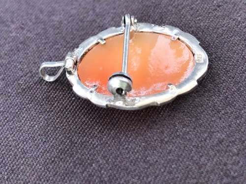 BEAUTIFUL VICTORIAN CONTINENTAL .800 SILVER MARCASITE AND CARVED SHELL CAMEO BROOCH / PENDANT