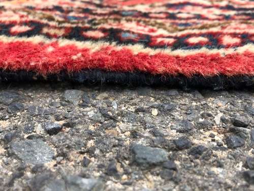 STUNNING NICELY WORN HAND KNOTTED PURE WOOL VEGETABLE DYE THICK PILE PERSIAN RUG - 580 X 850mm