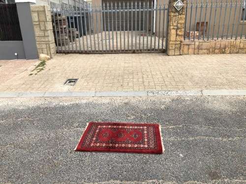 STUNNING SUPER FINE LAMBS WOOL HAND KNOTTED BOKHARA THICK PLUSH PERSIAN RUG - 650 X 1000mm