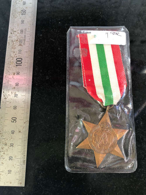 AMAZING FIND !!! WW2 `THE ITALY STAR MEDAL` NO-NAME - UN-NAMED - FULL SIZE - IN A PLASTIC SHEATH