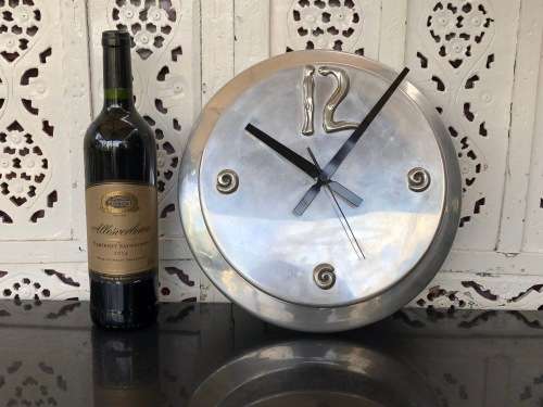 WOW !!! CARROL BOYES FUNCTIONAL ART - MAN / WOMAN / WAVE PATTERN QUARTZ WALL CLOCK