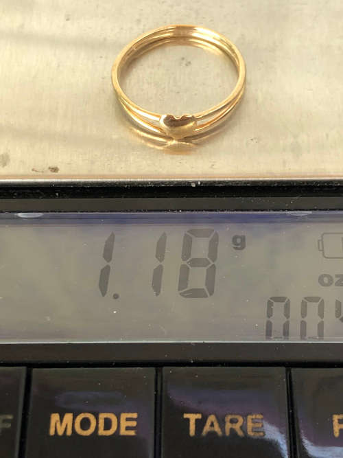 GORGEOUS 9ct VINTAGE YELLOW GOLD HALLMARKED HEART RING  - SIZE K1/2 - 1.18g